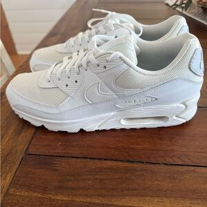 NWOB Nike Air Max All-White Sneakers